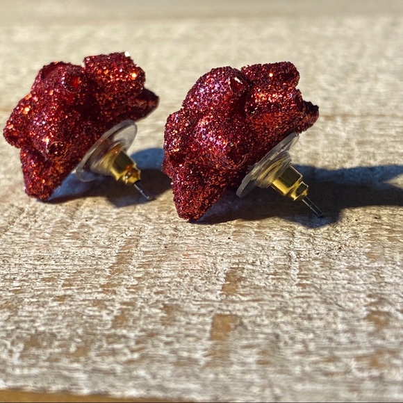 Red Glitter Metal Christmas Bow Earrings - Picture 2 of 3